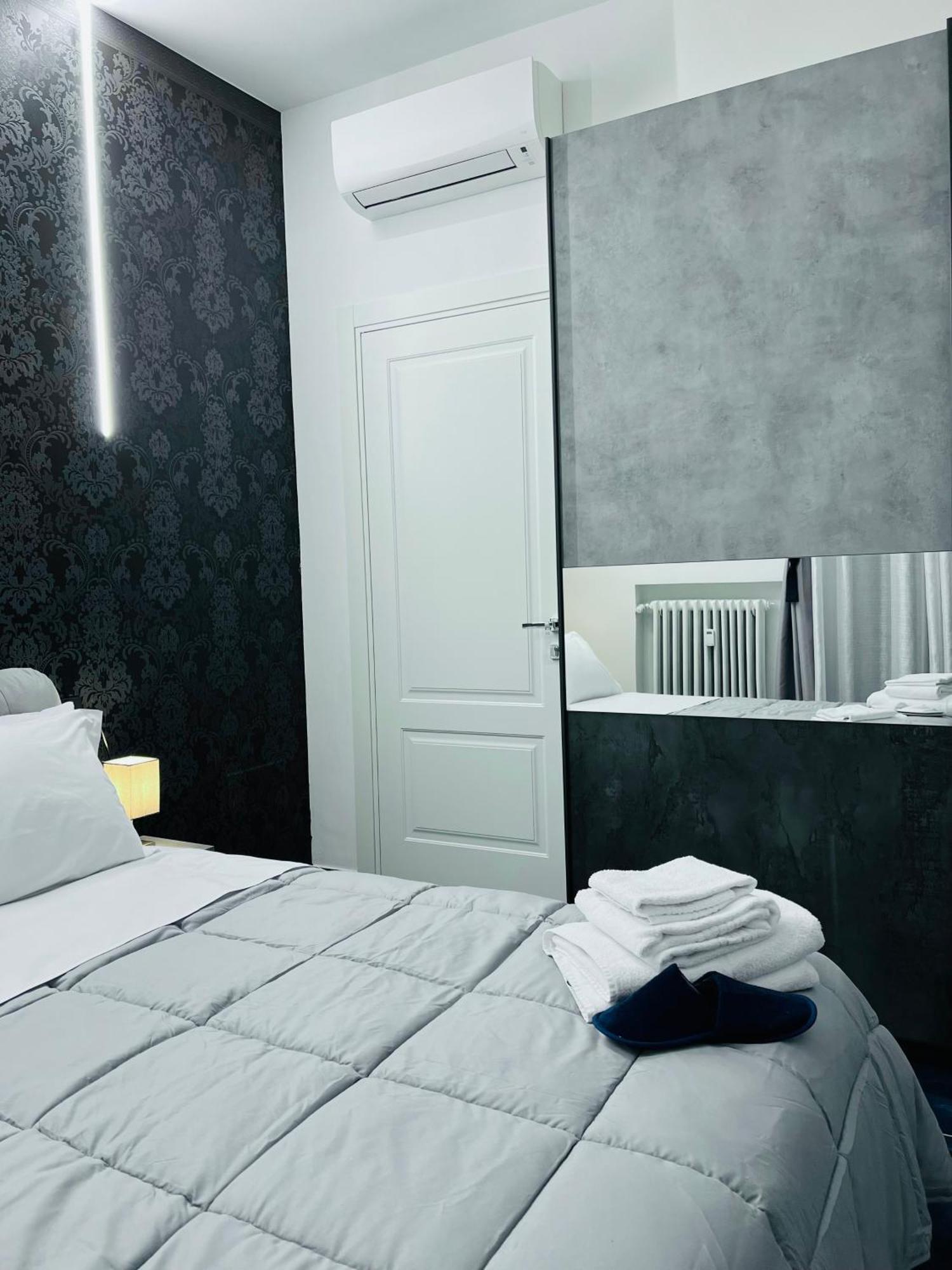 Seven Nights Bologna Bed & Breakfast Dış mekan fotoğraf