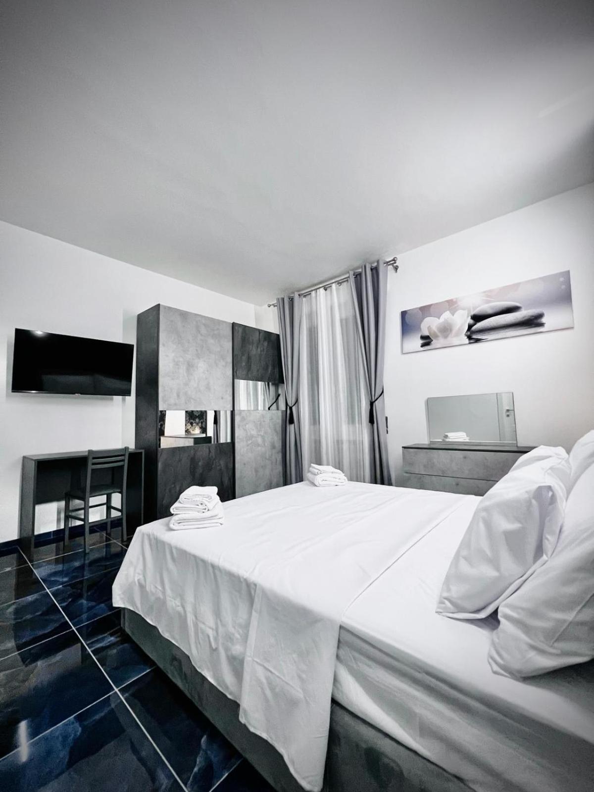 Seven Nights Bologna Bed & Breakfast Dış mekan fotoğraf